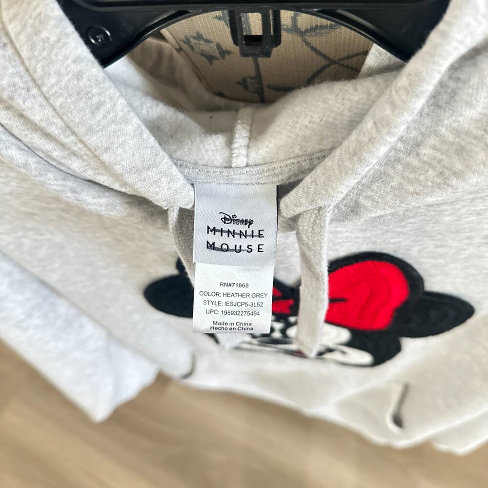 CUTE Minnie Mouse Grey Hooded SweatShirt, TRENDY, STYLISH, Girls/Young Adult! - Picture 5 of 6